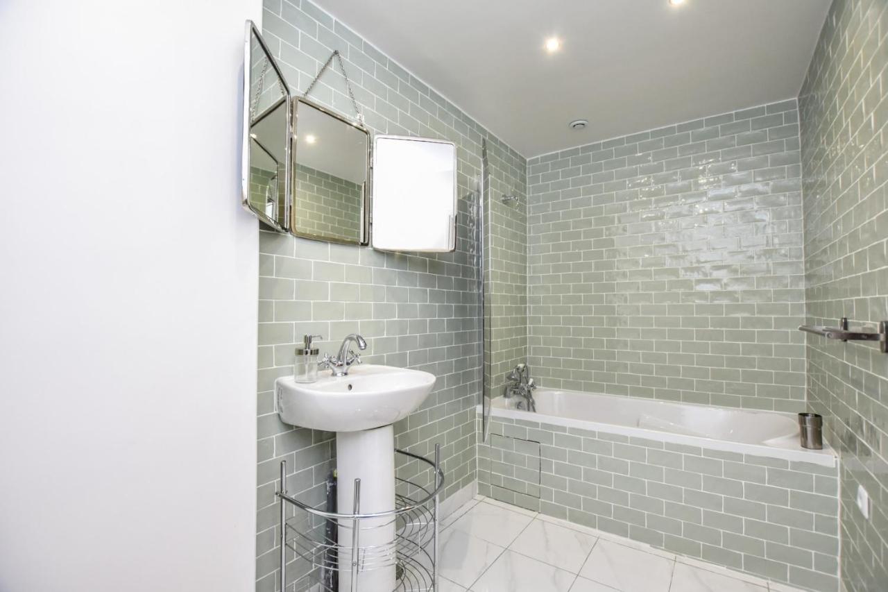Cmg - Magenta / Saint-Vincent De Paul Apartman Párizs Kültér fotó